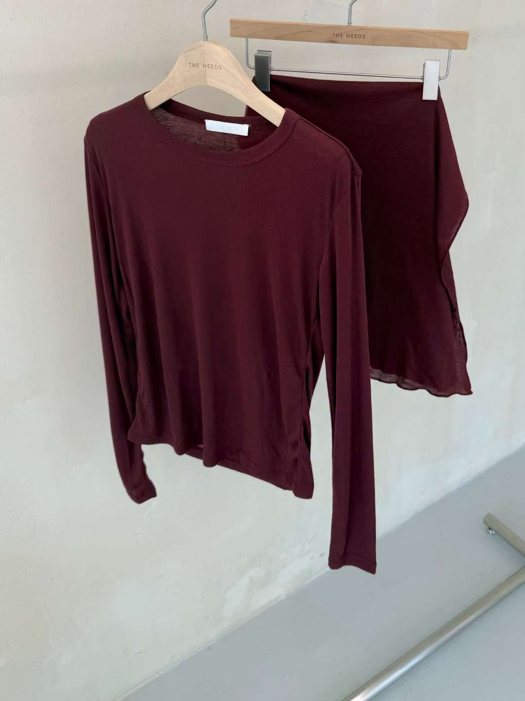 THENEEDS東大門㊣代購女士新款推薦25秋冬休閑人氣套裝圍巾THENEEDS套裝圖色1