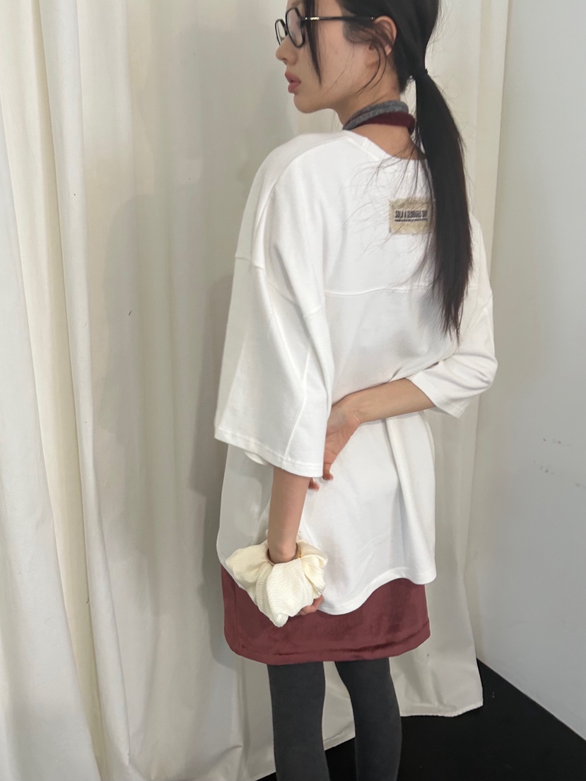 ME MO東大門㊣實拍女士新款人氣職業25秋冬真品T恤不含脖帶ME MOT恤