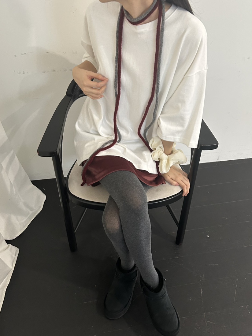 ME MO東大門㊣實拍女士新款人氣職業25秋冬真品T恤不含脖帶ME MOT恤圖色2