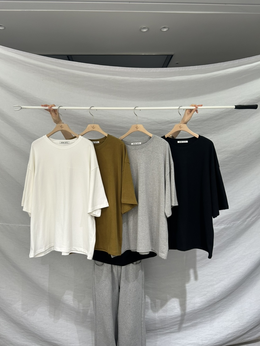 ME MO東大門㊣實拍女士新款人氣職業25秋冬真品T恤不含脖帶ME MOT恤圖色4左四色