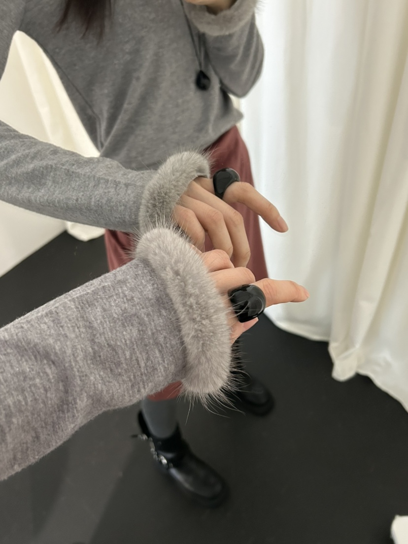 ME MO東大門㊣直郵女士新品人氣真品25秋冬推薦長袖T恤貂皮ME MO長袖T恤