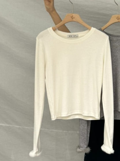 ME MO東大門㊣直郵女士新品人氣真品25秋冬推薦長袖T恤貂皮ME MO長袖T恤圖色3