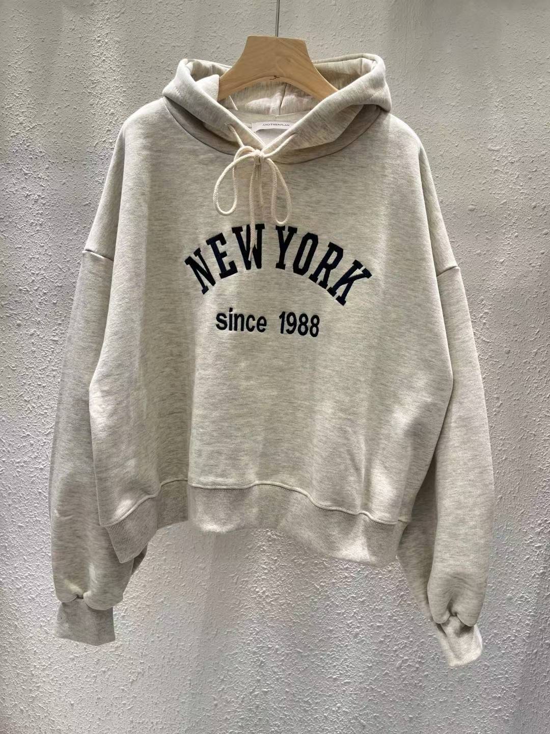 ANOTHERPLAN韓國代購㊣女裝新款職業休閑時尚衛衣連帽衫刺繡ANOTHERPLAN衛衣圖色1