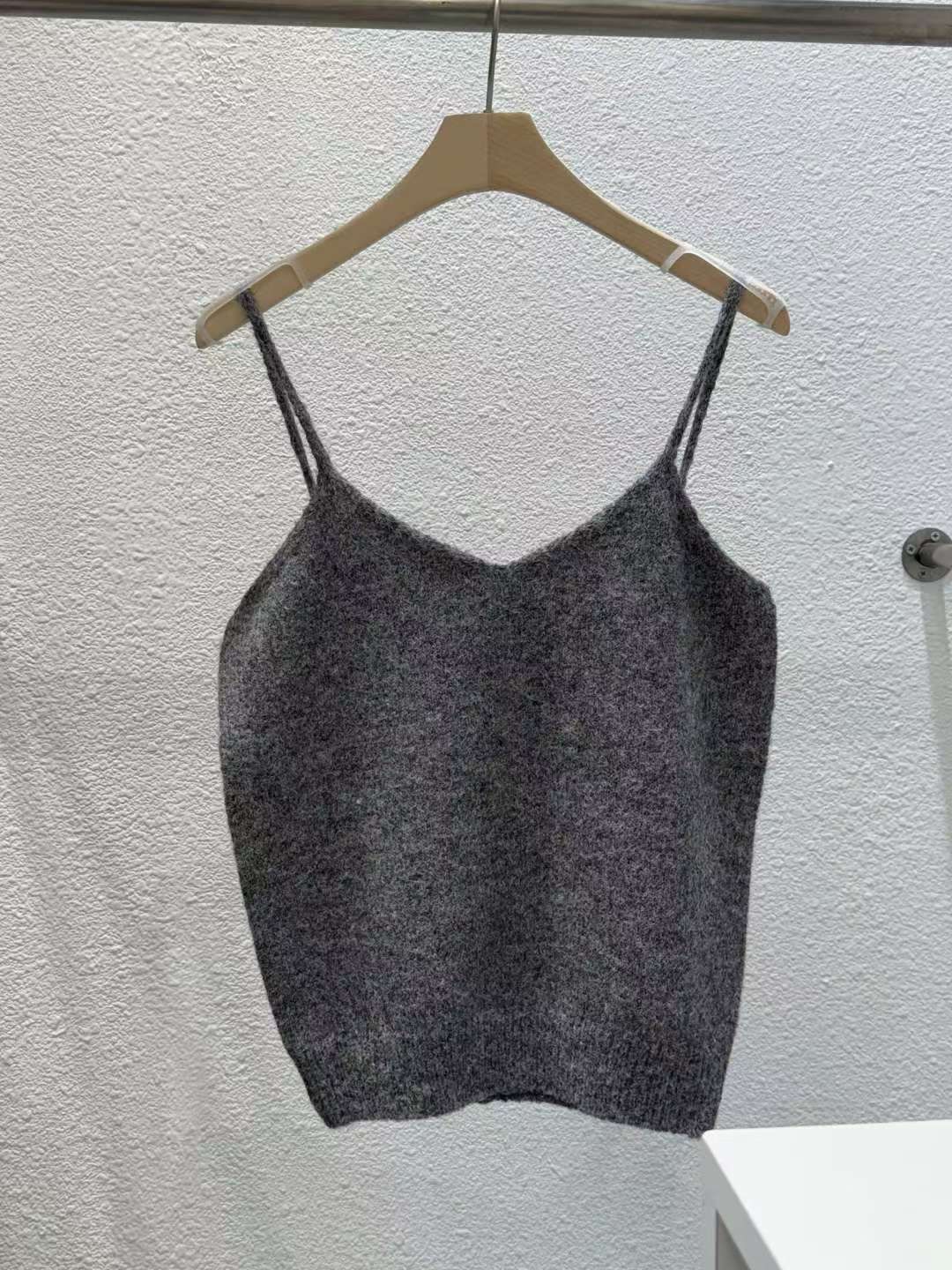 HARA韓國代購㊣女士新品休閑25秋冬時尚人氣真品推薦吊帶背心HARA吊帶/背心圖色2