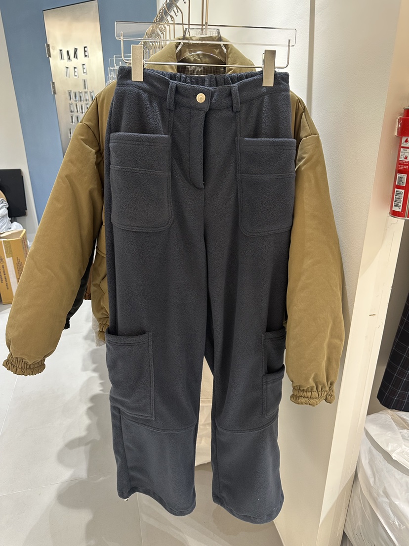 TAKE TEE東大門㊣直郵女裝新款人氣推薦25秋冬時尚休閑休閑褲TAKE TEE休閑褲圖色2