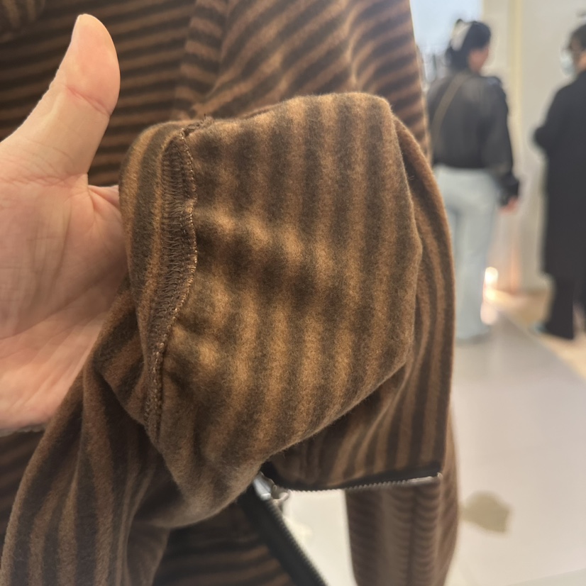 MOREMORE韓國代購㊣女裝新品真品時尚人氣25秋冬推薦衛衣拉鏈more more衛衣