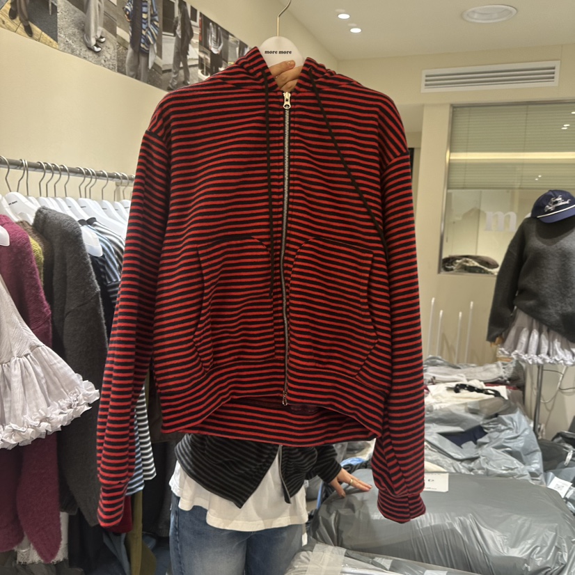 MOREMORE韓國代購㊣女裝新品真品時尚人氣25秋冬推薦衛衣拉鏈more more衛衣圖色1