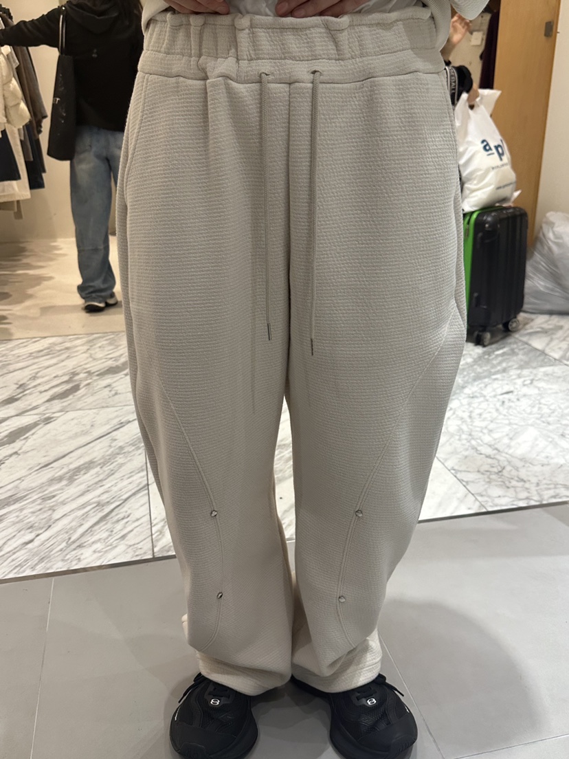 TAKE TEE東大門㊣直郵女裝新款25秋冬推薦熱賣人氣休閑休閑褲TAKE TEE休閑褲圖色1