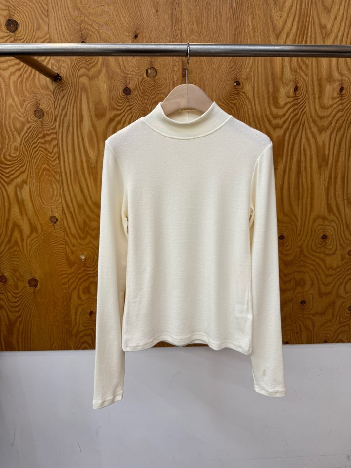 PROJECTVIEW東大門㊣實拍女士新品真品休閑人氣長袖T恤高領PROJECTVIEW長袖T恤圖色2