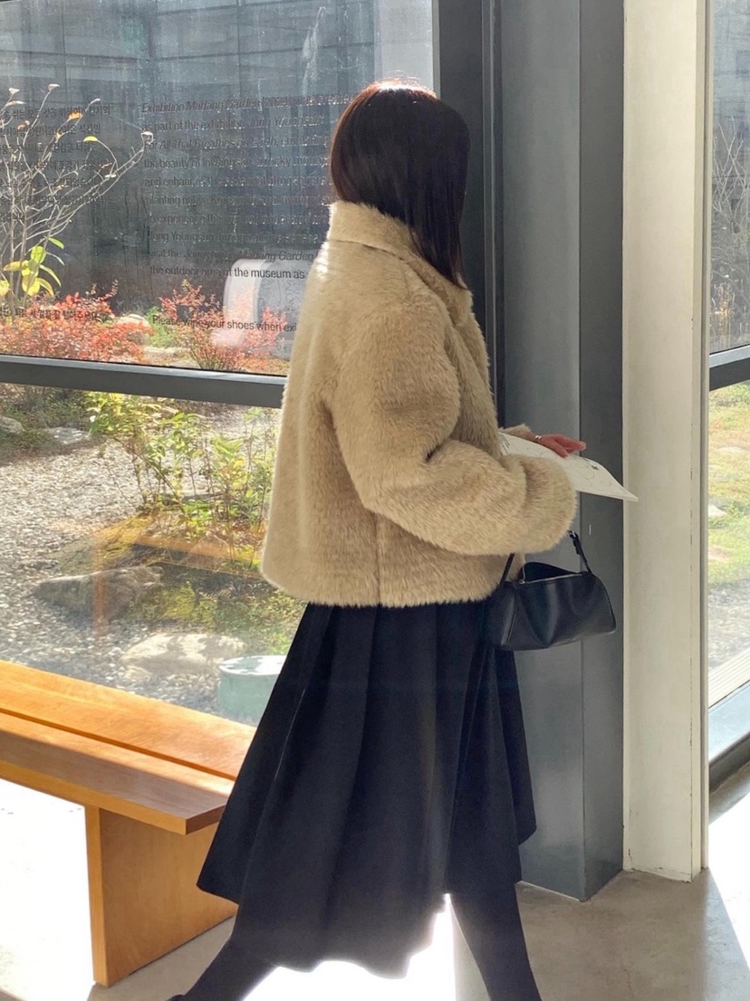 COURGETTE東大門㊣直郵女士新款推薦時尚職業真品短款大衣皮草COURGETTE短款大衣