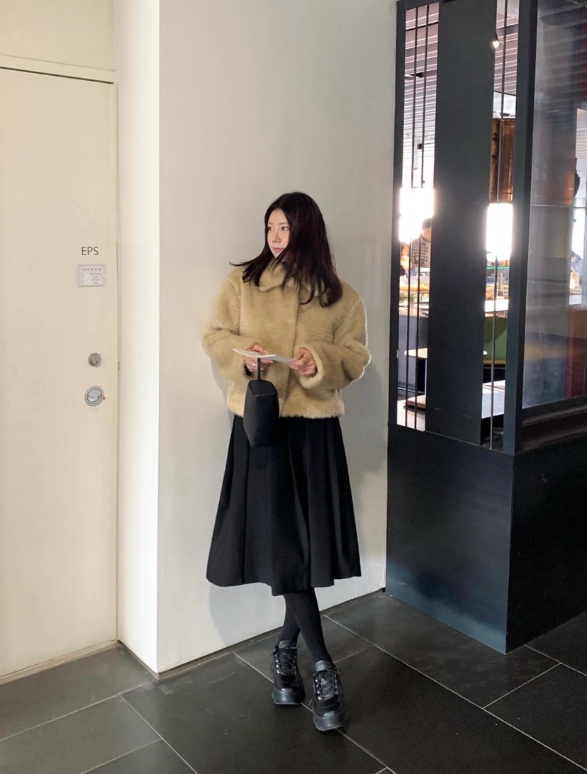 COURGETTE東大門㊣直郵女士新款推薦時尚職業真品短款大衣皮草COURGETTE短款大衣