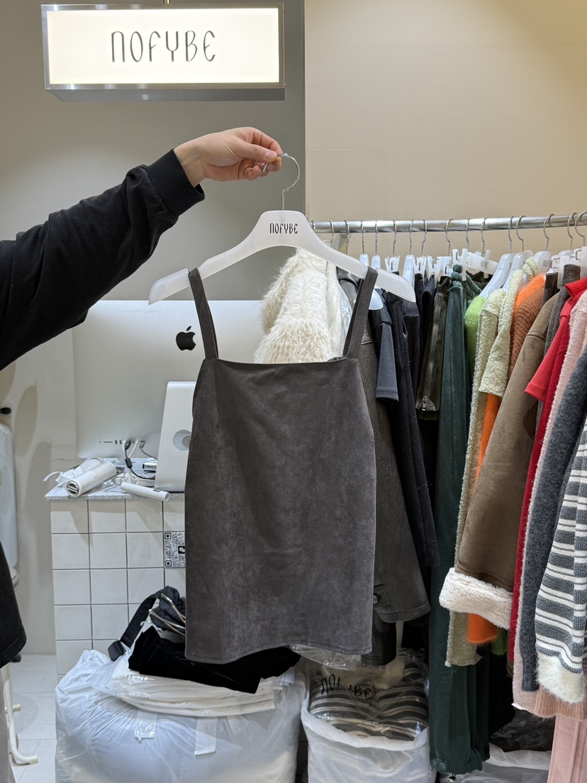 NOFYBE韓國代購㊣女裝新品熱賣25秋冬真品休閑吊帶背心麂皮NOFYBE吊帶/背心圖色2