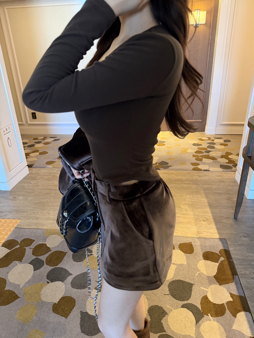 CLOTH韓國代購㊣女士新品時尚推薦25秋冬休閑職業長袖T恤抓絨CLOTH長袖T恤