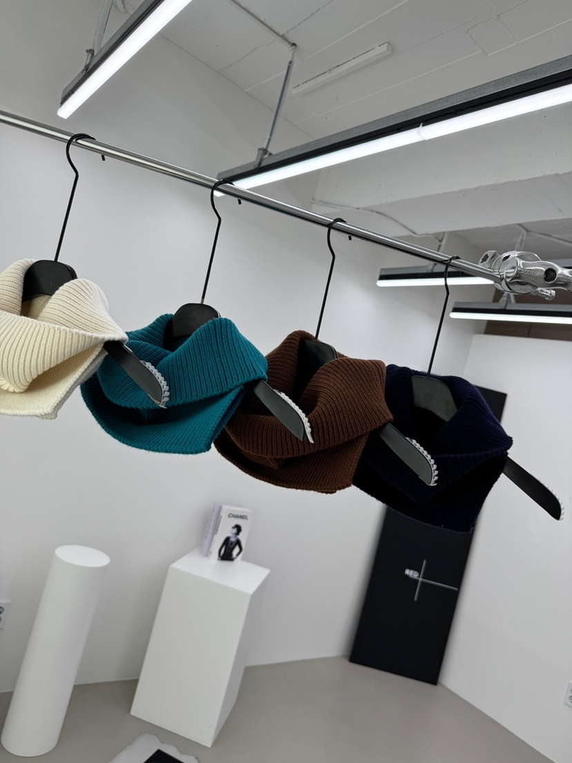 RED-A東大門㊣直郵女裝新款推薦休閑25秋冬職業人氣圍巾披肩RED-A圍巾/披肩