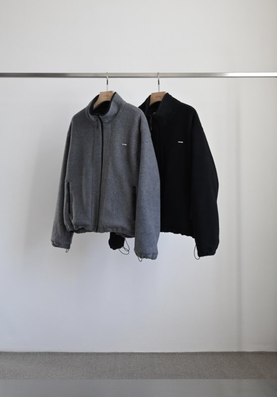 OP PER東大門㊣實拍女裝新款職業熱賣時尚人氣夾克抓絨拉鏈OPPER-simplebeige夾克