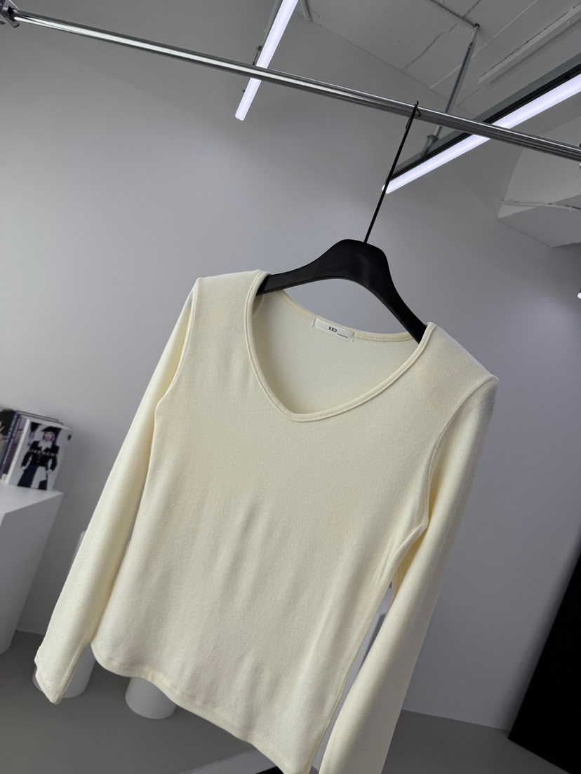 RED-A東大門㊣直郵女士新款人氣休閑熱賣職業推薦真品長袖T恤RED-A長袖T恤圖色1