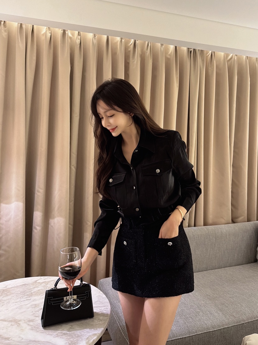 CLOTH韓國直郵㊣女裝新款25秋冬時尚休閑真品熱賣長袖T恤短款CLOTH長袖T恤