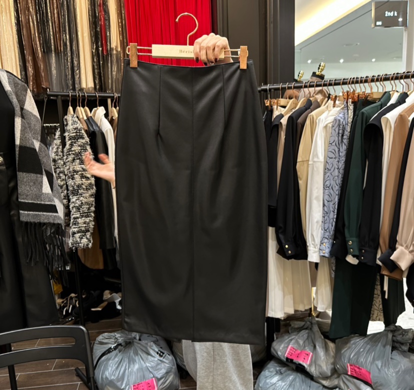 HERISH東大門㊣直郵女裝新款時尚熱賣真品半身裙中短裙皮革Herish半身裙/中短裙圖色2