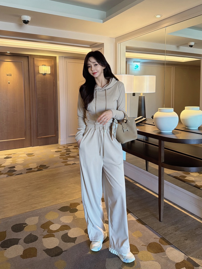 CLOTH東大門㊣實拍女士新品推薦人氣熱賣真品25秋冬套裝套裝CLOTH套裝