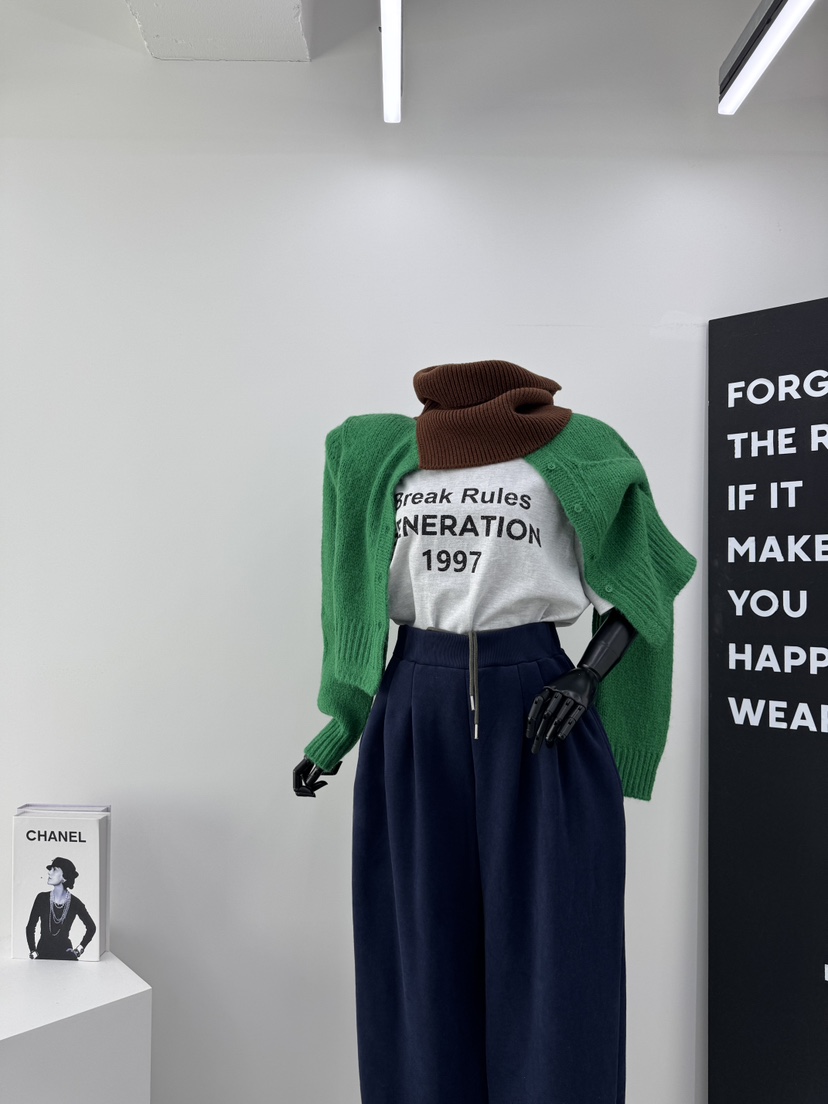 RED-A東大門㊣代購女士新款真品休閑25秋冬職業人氣時尚T恤RED-AT恤