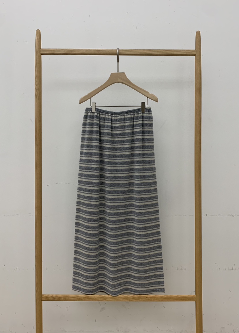 B_GARDER韓國直郵㊣女裝新款人氣時尚25秋冬推薦真品長裙條紋B.GARDER長裙圖色1