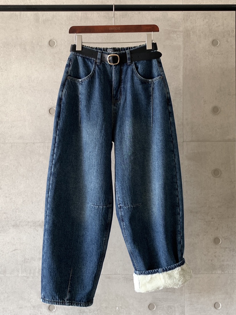 DAVICHI東大門㊣代購女裝新款人氣時尚牛仔褲含隨機腰帶加絨DAVICHI牛仔褲圖色1