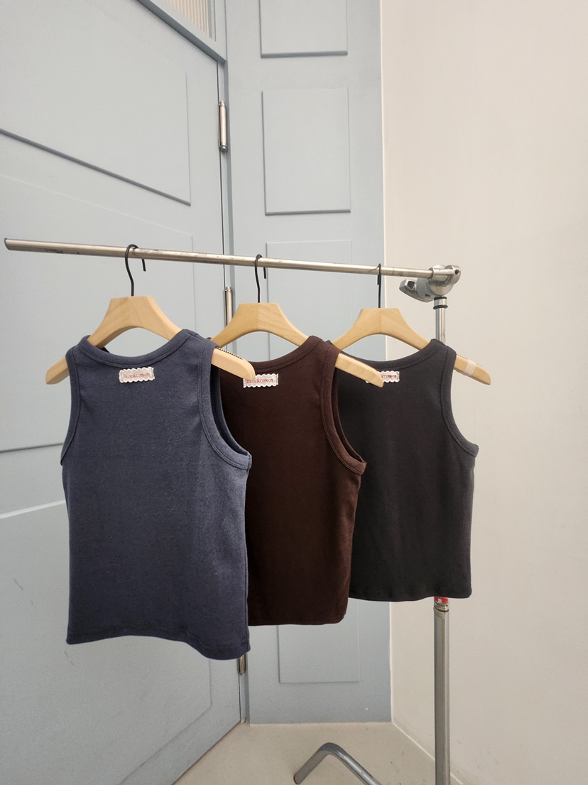 BLACK RIBBON-A韓國代購㊣女裝新款人氣熱賣推薦吊帶背心BLACK RIBBON-A吊帶/背心