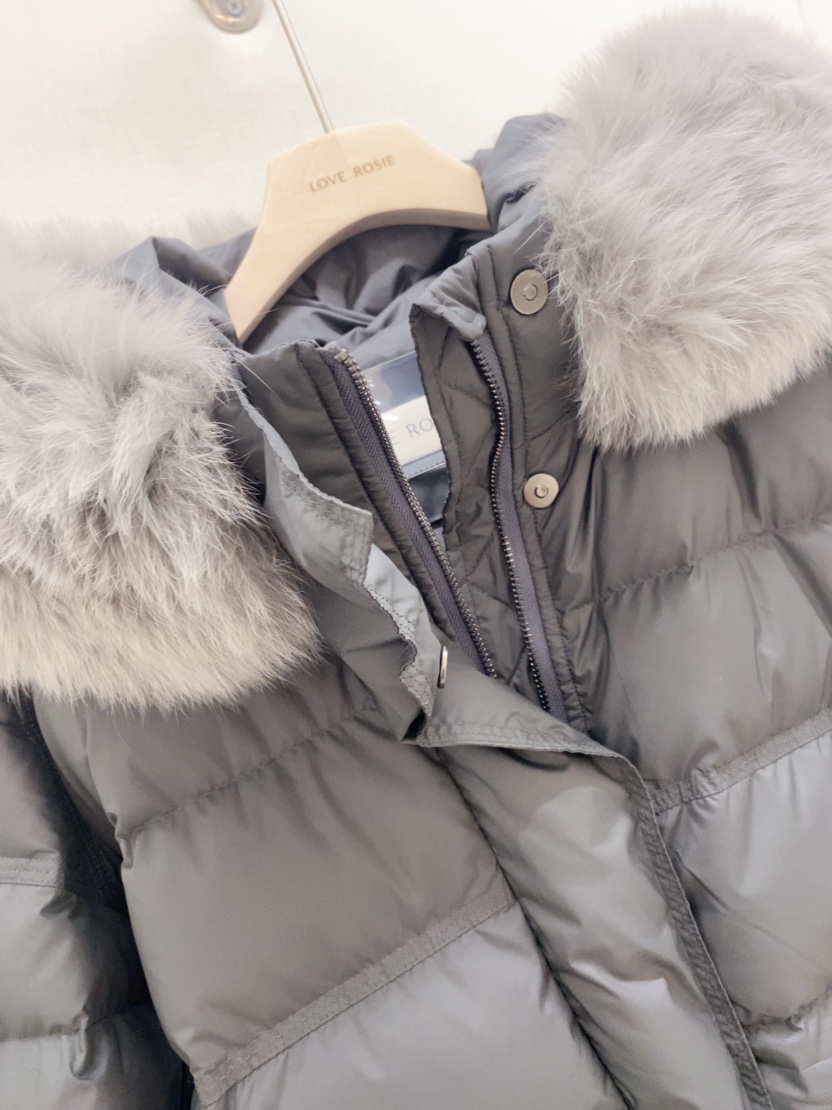 LOVE ROSIE東大門㊣實拍女裝新款推薦時尚短款棉服狐貍連帽LOVE ROSIE短款棉服