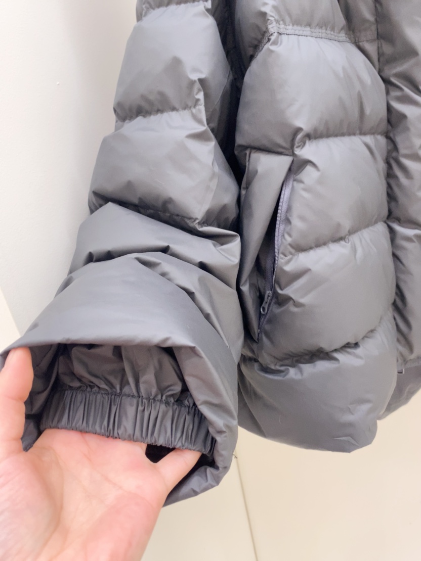 LOVE ROSIE東大門㊣實拍女裝新款推薦時尚短款棉服狐貍連帽LOVE ROSIE短款棉服