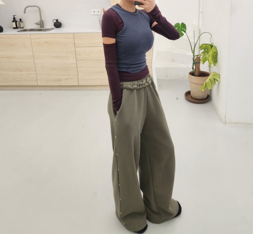 BLACK RIBBON-A東大門㊣代購女士新品人氣時尚推薦長袖T恤BLACK RIBBON-A長袖T恤