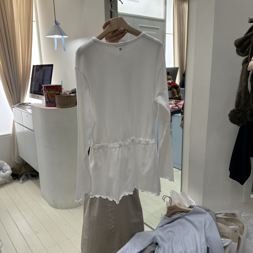 OURMOMENT東大門㊣實拍女士新款熱賣推薦時尚職業真品長袖T恤OURMOMENT長袖T恤