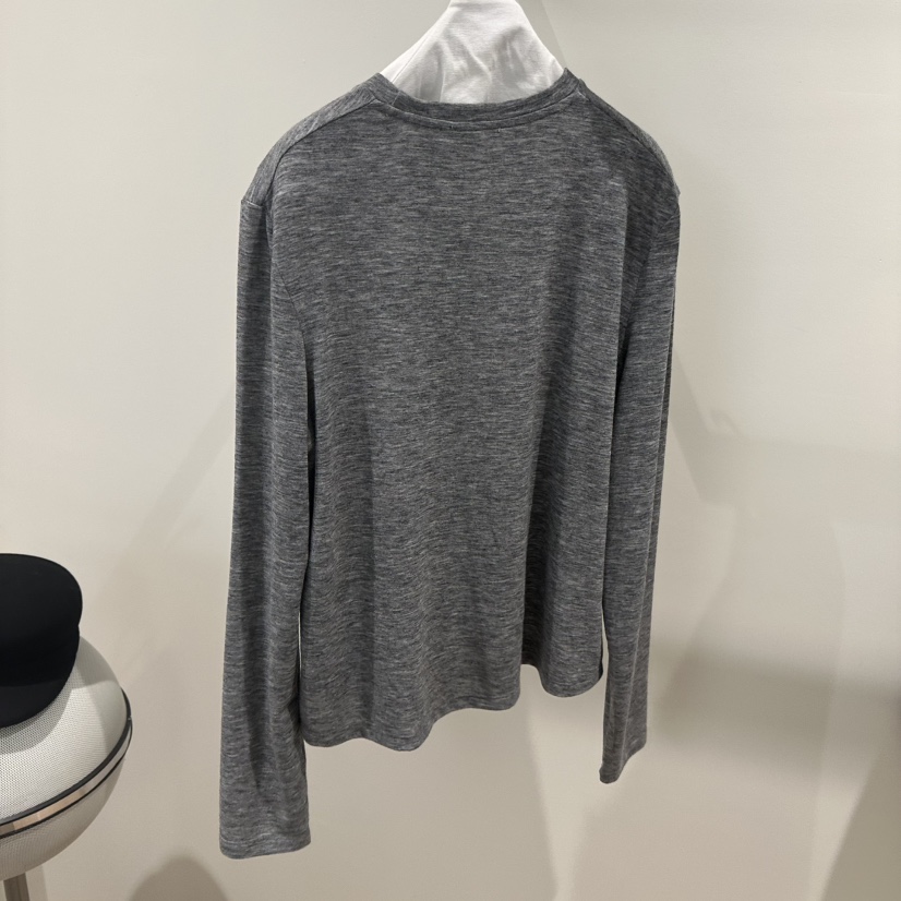 AGO東大門㊣直郵女士新品25秋冬職業真品時尚熱賣人氣長袖T恤AGO長袖T恤