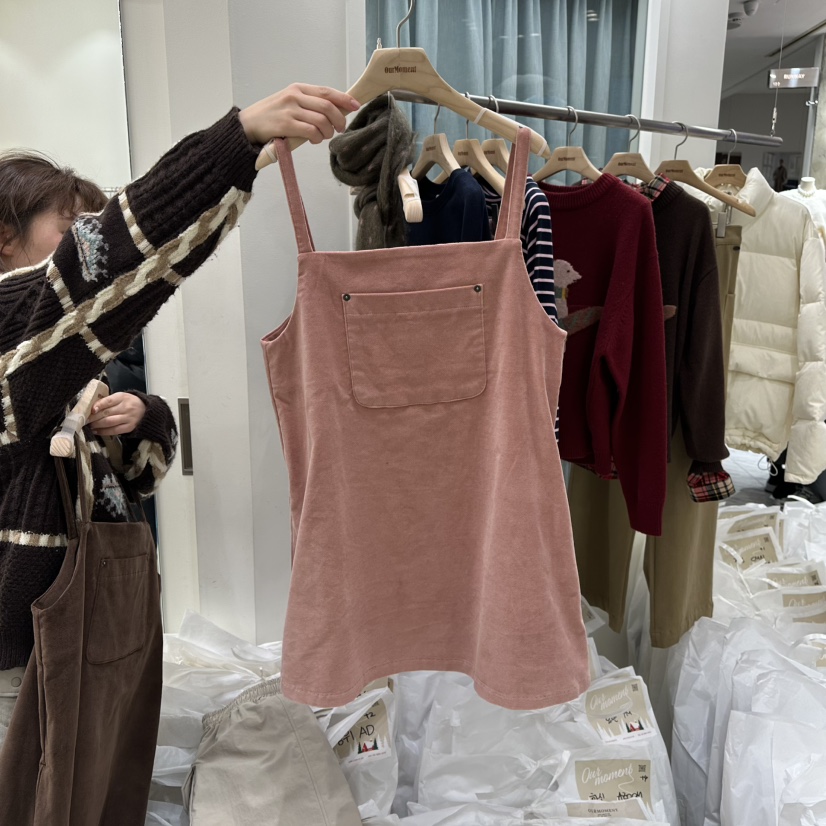 OURMOMENT東大門㊣代購女裝新款時尚25秋冬熱賣真品休閑連衣裙OURMOMENT連衣裙圖色1