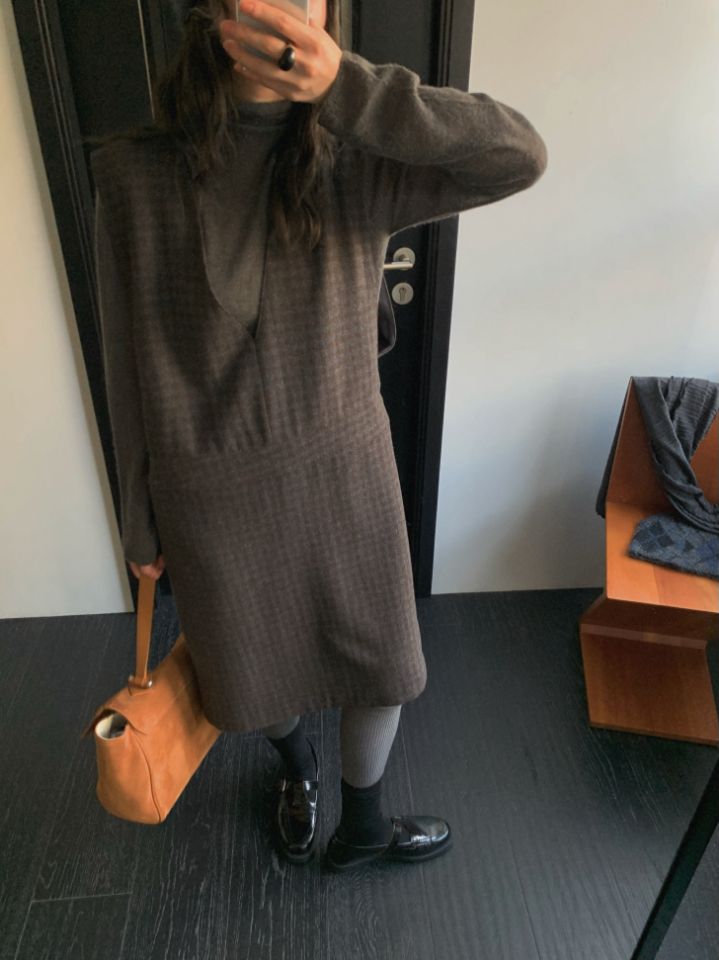 MARE韓國代購㊣女裝新品25秋冬時尚連衣裙不含內搭V領羊毛格紋MARE連衣裙