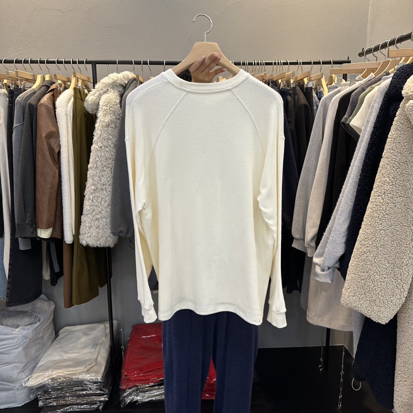 FLAMME TOIT東大門㊣實拍女士新品職業熱賣推薦休閑長袖T恤FLAMME TOIT長袖T恤