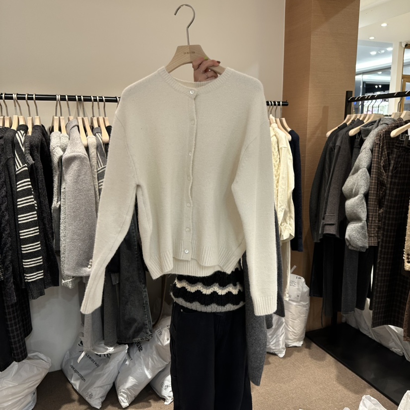 LE BUTTER東大門㊣代購女裝新款25秋冬人氣針織衫羊毛開衫LE BUTTER針織衫圖色1