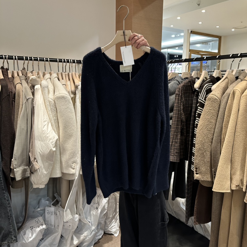 LE BUTTER東大門㊣實拍女裝新款真品人氣25秋冬針織衫羊駝毛V領LE BUTTER針織衫圖色3