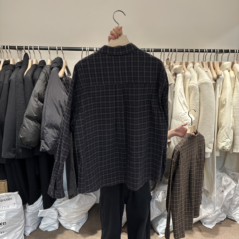 LE BUTTER韓國直郵㊣女士新款推薦職業時尚襯衫蕾絲衫格紋LE BUTTER襯衫/蕾絲衫