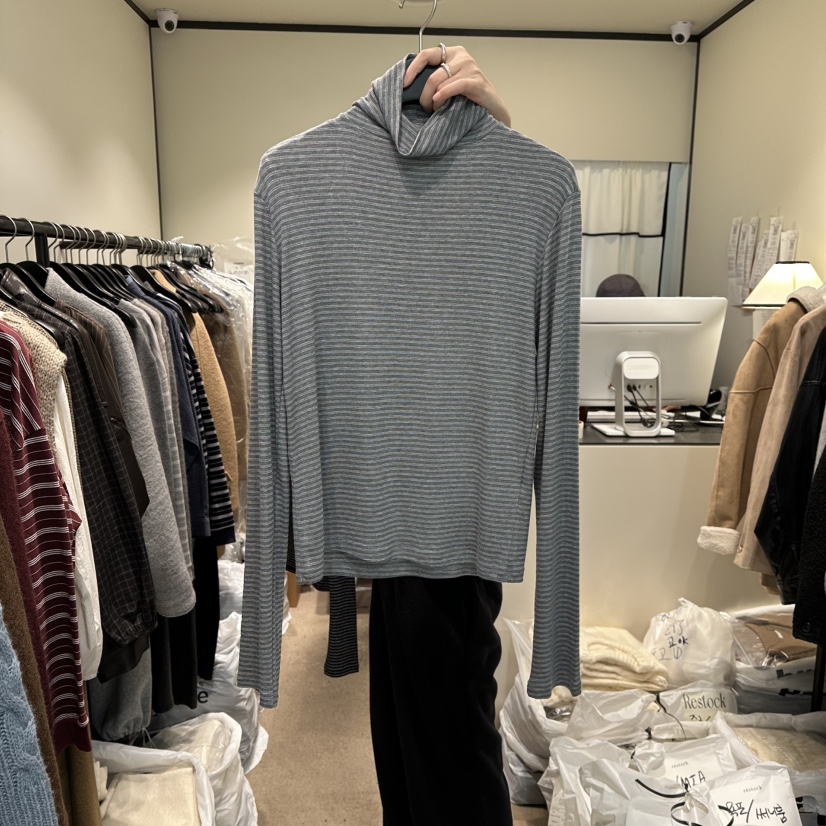 RE STOCK東大門㊣代購女裝新款推薦熱賣真品人氣25秋冬長袖T恤RE STOCK長袖T恤圖色2