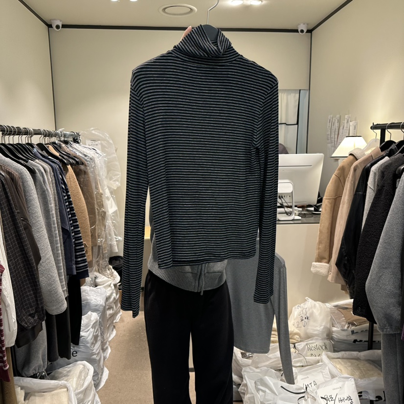 RE STOCK東大門㊣代購女裝新款推薦熱賣真品人氣25秋冬長袖T恤RE STOCK長袖T恤圖色3