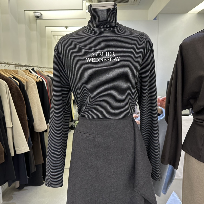 AMON東大門㊣代購女士新款推薦25秋冬職業熱賣真品休閑長袖T恤AMON長袖T恤圖色2