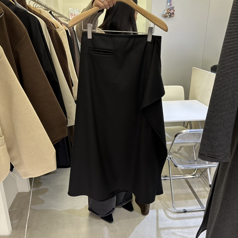 AMON東大門㊣實拍女士新款休閑時尚人氣真品推薦25秋冬長裙AMON長裙圖色2黑色
