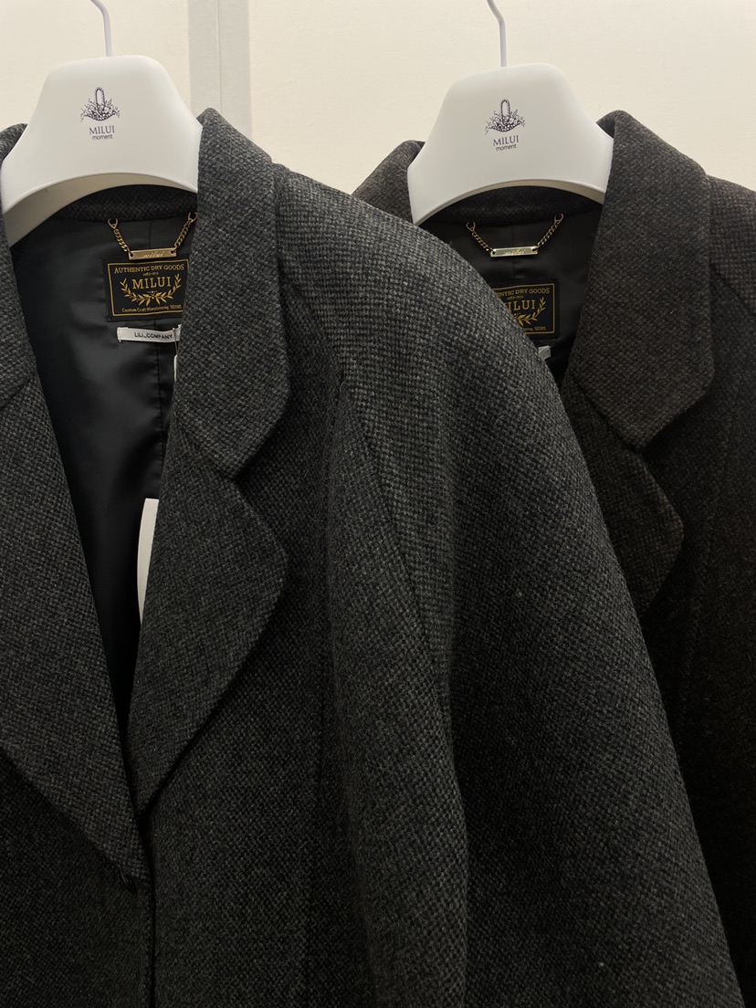 MILUI東大門㊣實拍女裝新品熱賣職業真品人氣休閑中長款大衣MILUI中長款大衣