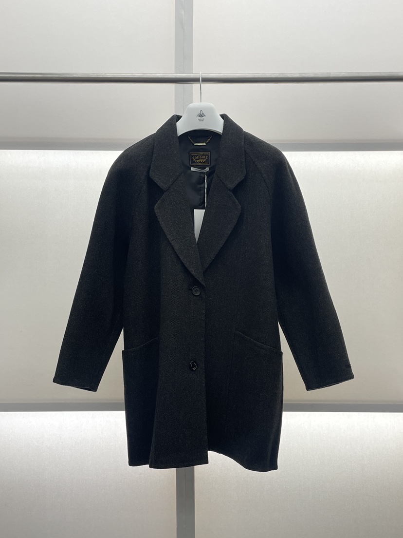 MILUI東大門㊣實拍女裝新品熱賣職業真品人氣休閑中長款大衣MILUI中長款大衣