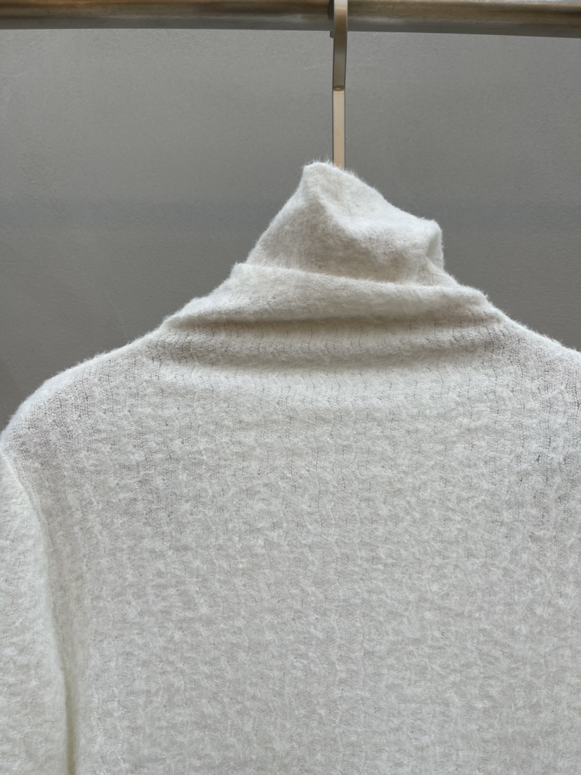 PLUS HONG-P韓國代購㊣女裝新品職業人氣熱賣長袖T恤馬海毛LORA FAMILY/PLUS HONG長袖T恤