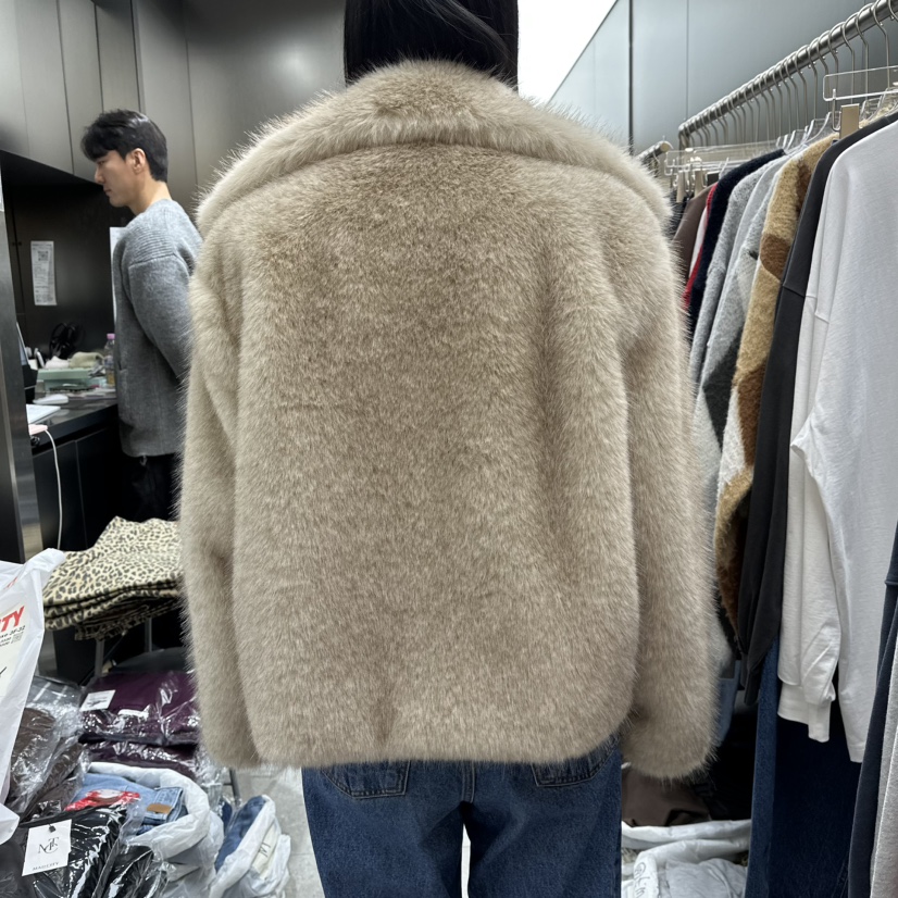 MADCITY東大門㊣直郵女士新品真品人氣推薦熱賣職業短款大衣MADCITY短款大衣