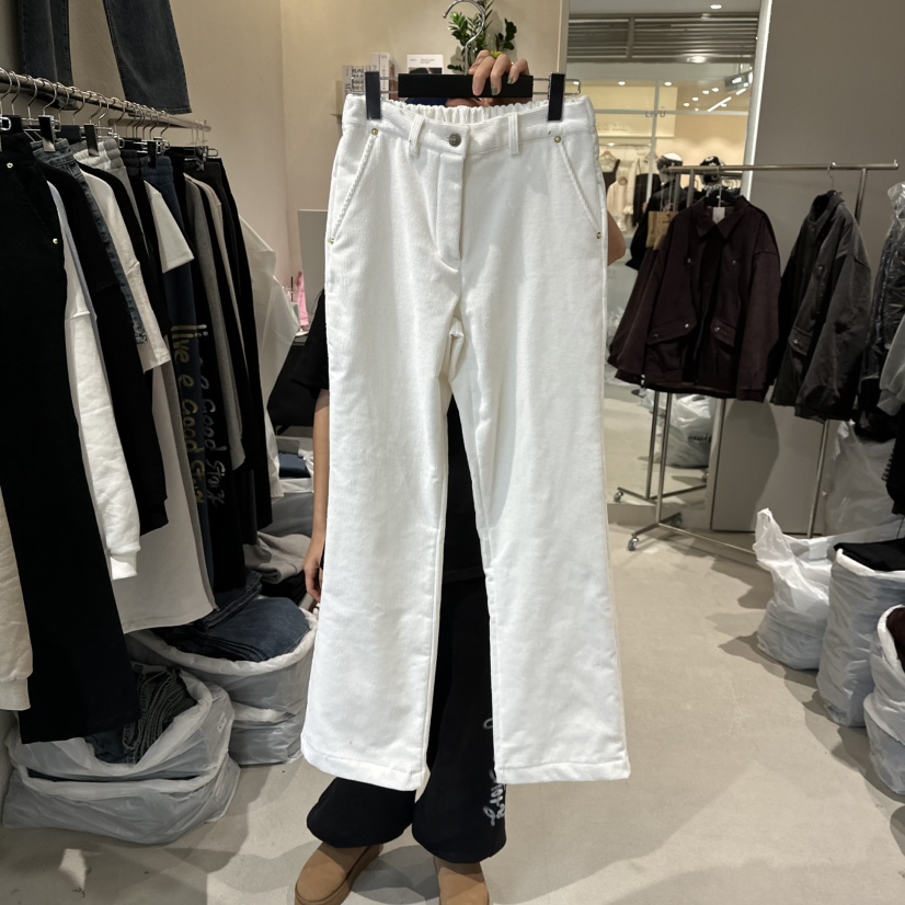 MEMO CLASSIC東大門㊣實拍女裝新款真品推薦人氣休閑褲燈芯絨MEMO CLASSIC休閑褲圖色1