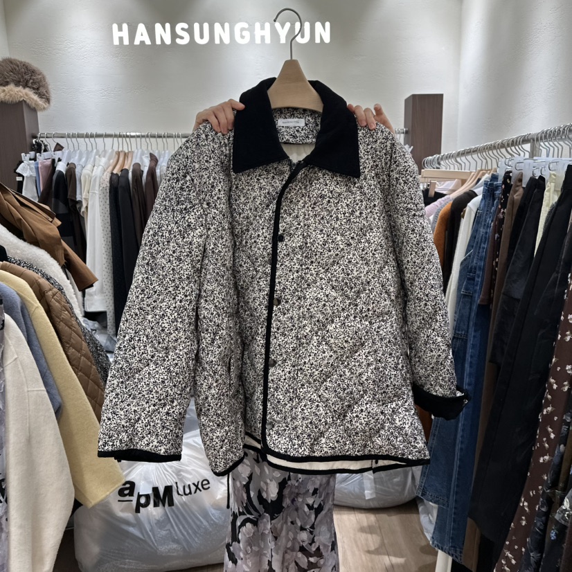 HANSUNGHYUN東大門㊣實拍女裝新品休閑短款羽絨服花朵寬松鵝絨HANSUNGHYUN短款羽絨服圖色1
