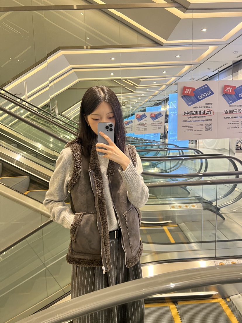 LOGON東大門㊣直郵女士新品職業人氣時尚休閑推薦熱賣25秋冬馬甲LOGON馬甲