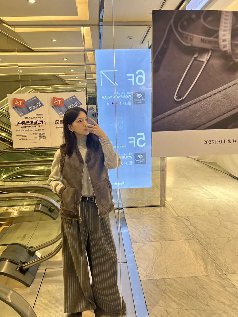 LOGON東大門㊣直郵女士新品職業人氣時尚休閑推薦熱賣25秋冬馬甲LOGON馬甲